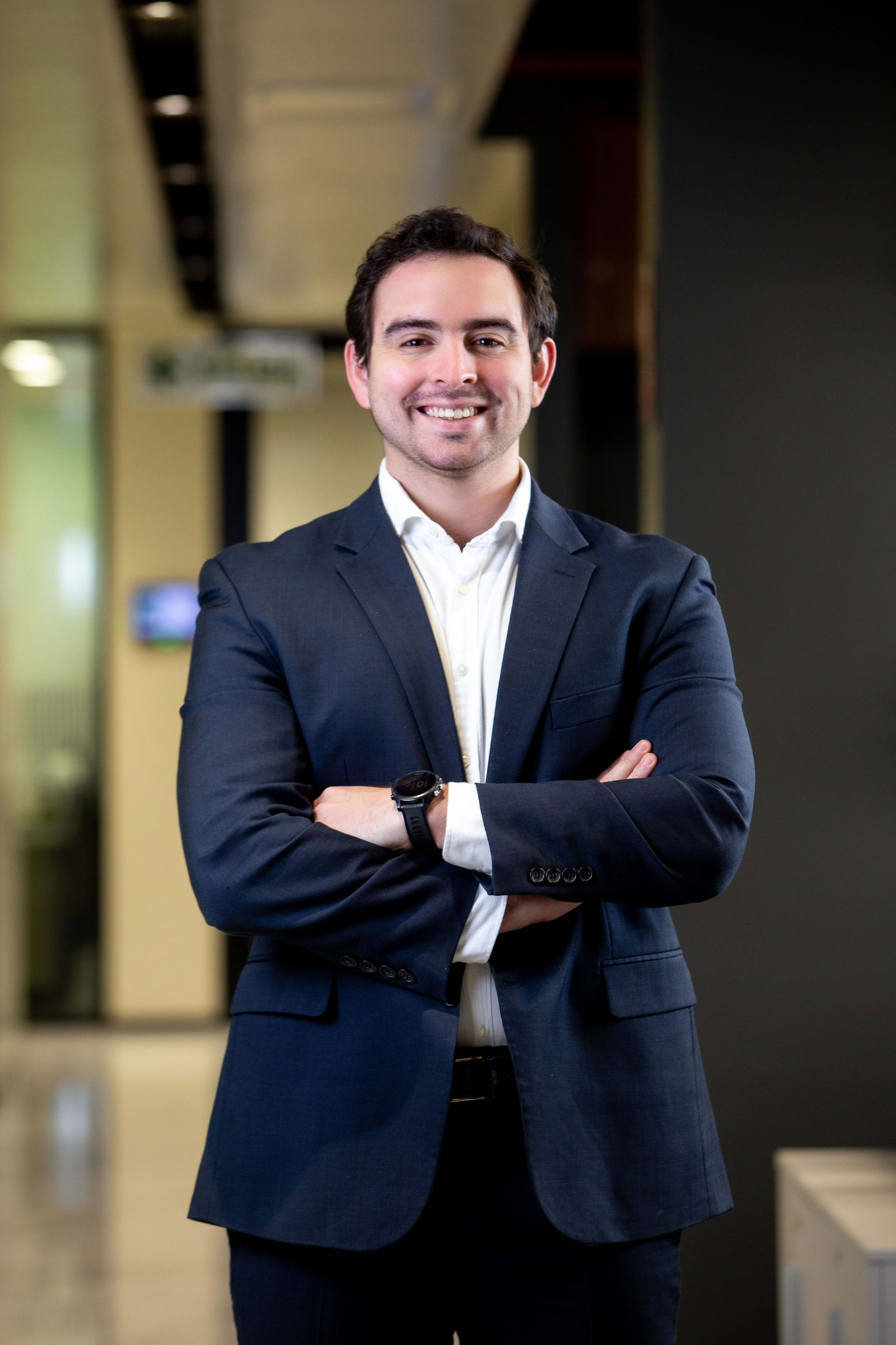 RODRIGO EZCURRA ROBLEDO